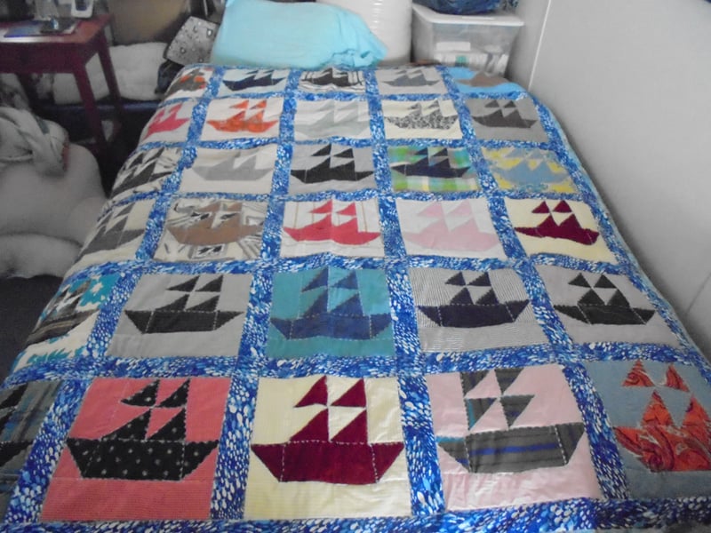 #1153 Blocks of Sail Boats - pieced and machine quilted, 61"x73"