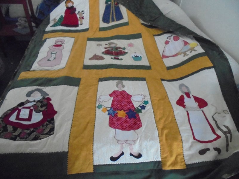 #1153 Blocks of Sail Boats - pieced and machine quilted, 61"x73"