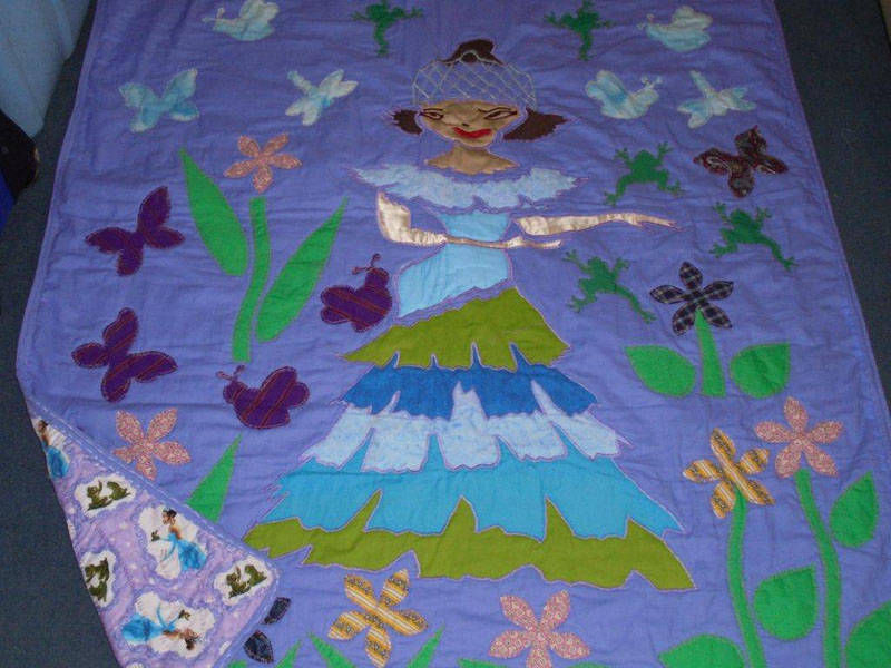 #957  The Princess with Frogs & Critters